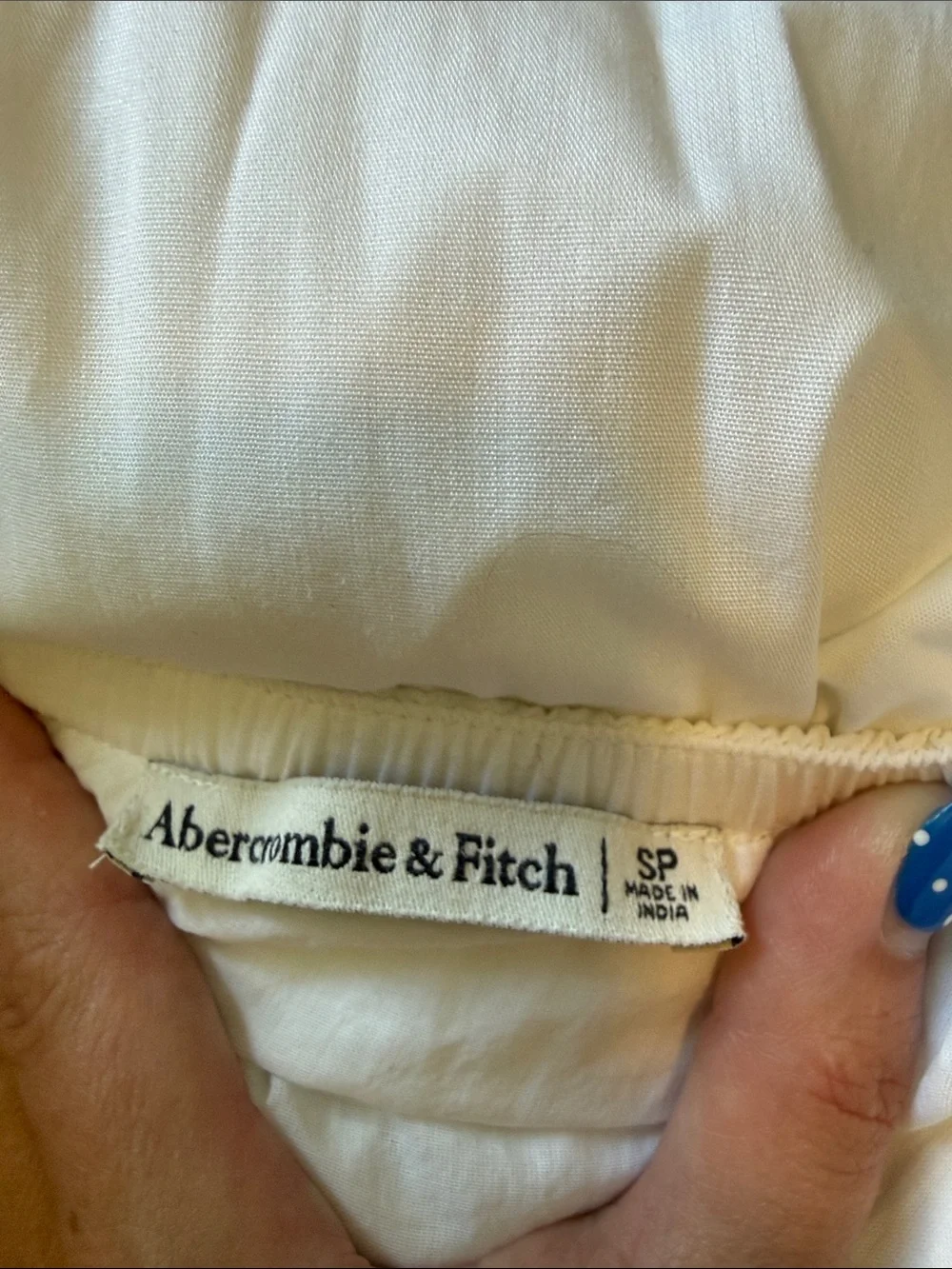 Abercrombie & Fitch soft white